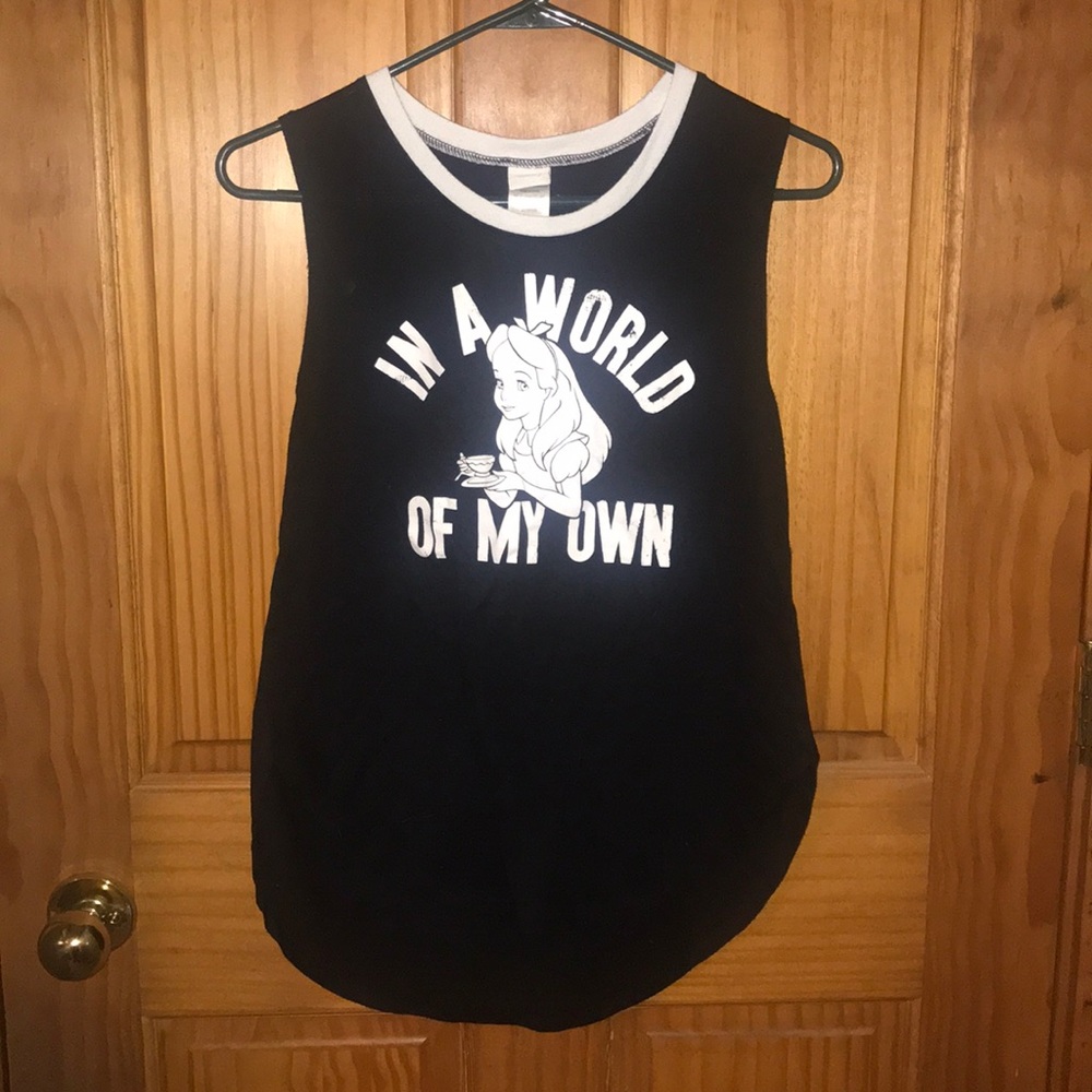 🖤Black & white Alice in Wonderland tank top